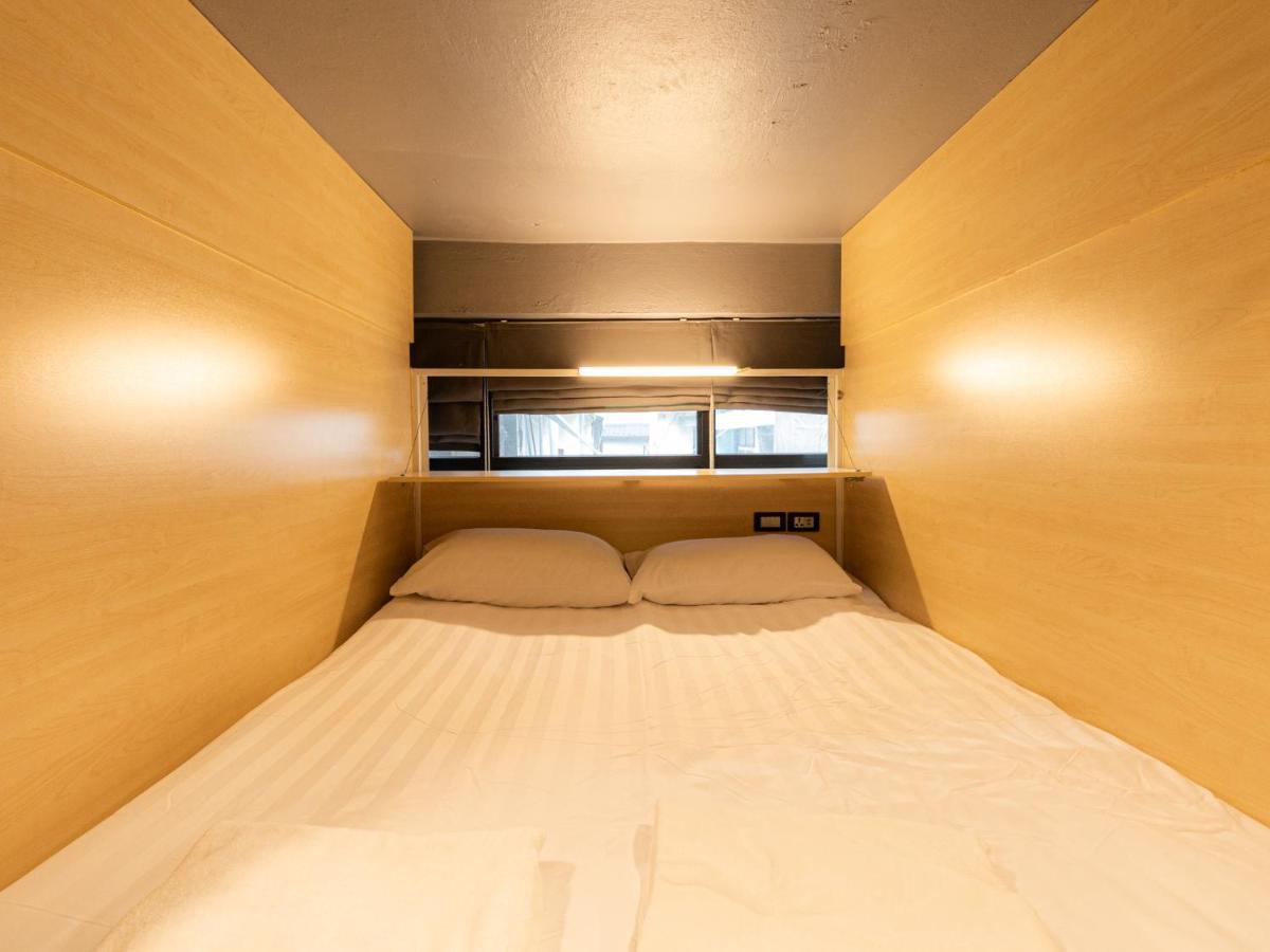 Khao San Social Capsule Hostel 방콕 외부 사진