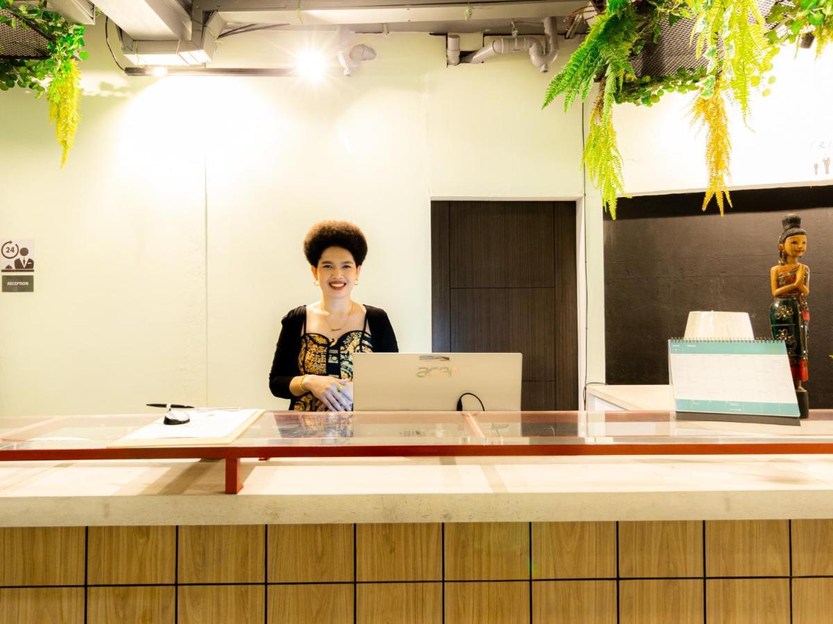 Khao San Social Capsule Hostel 방콕 외부 사진
