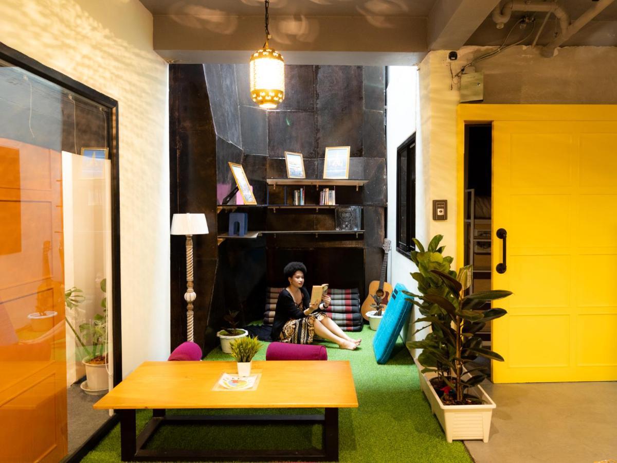 Khao San Social Capsule Hostel 방콕 외부 사진