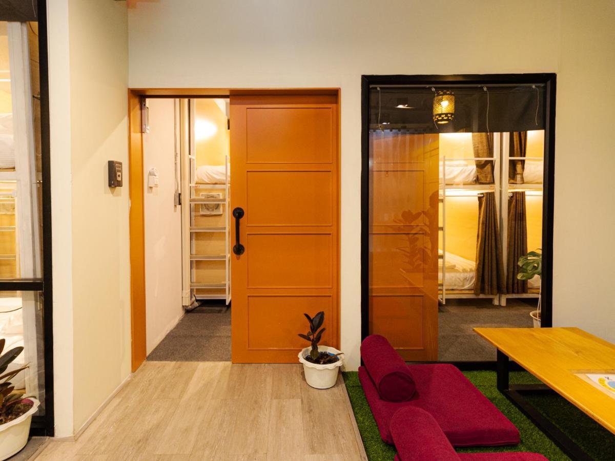 Khao San Social Capsule Hostel 방콕 외부 사진